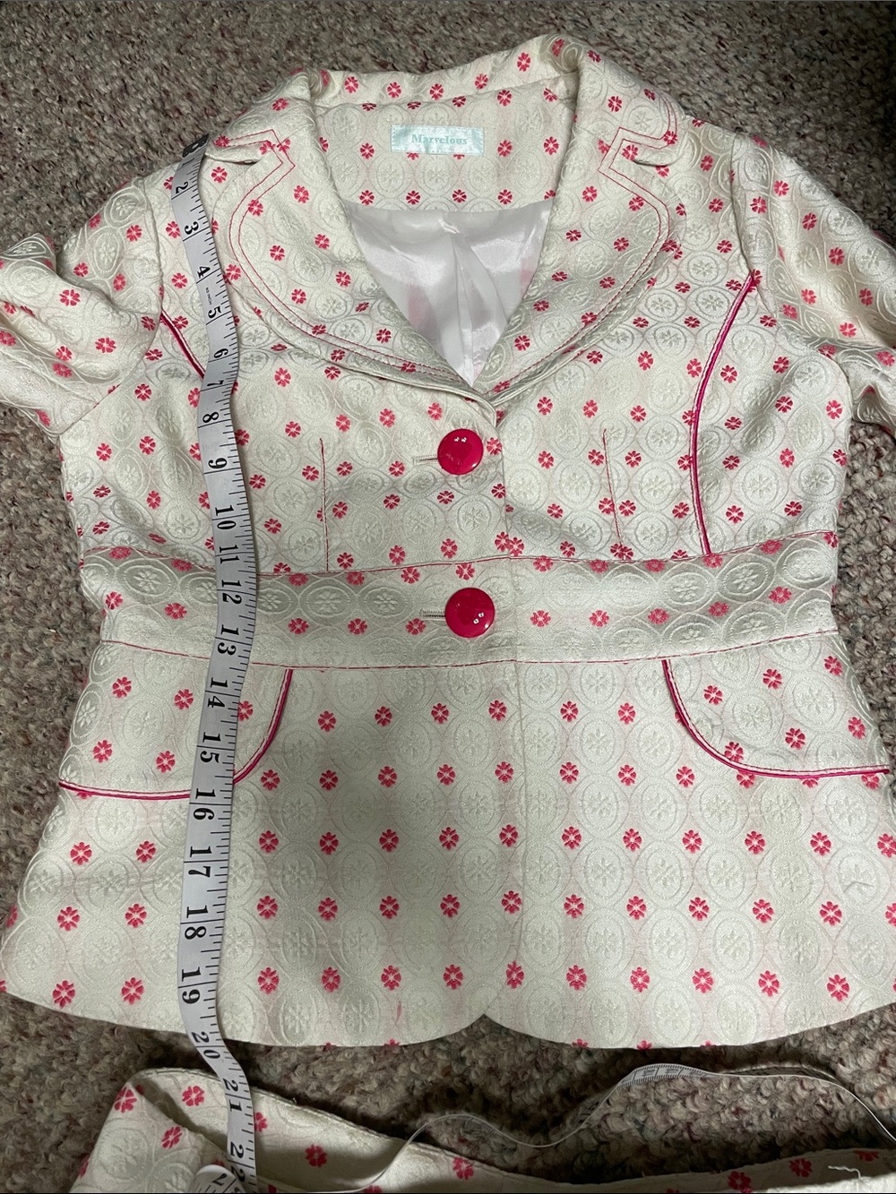 Marvellous Two-Piece Ivory and Hot Pink Floral accent pleated Skirt Suit - Picture 5 of 11